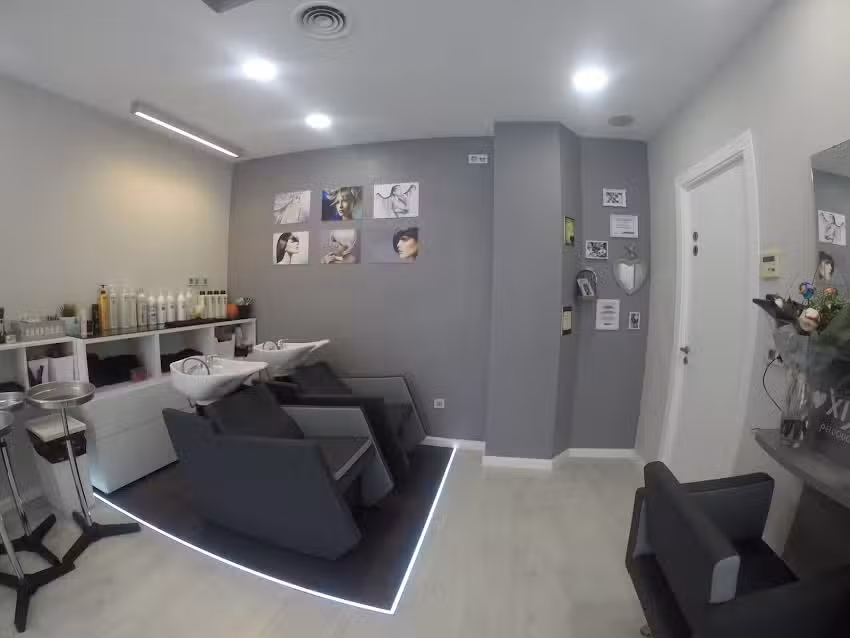 Xiss Hair Salon