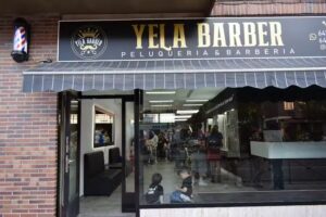 Yela Barber