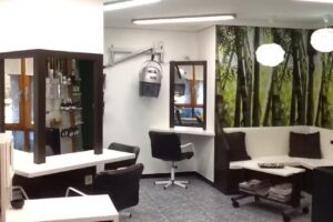 Yoel Peluqueros SL