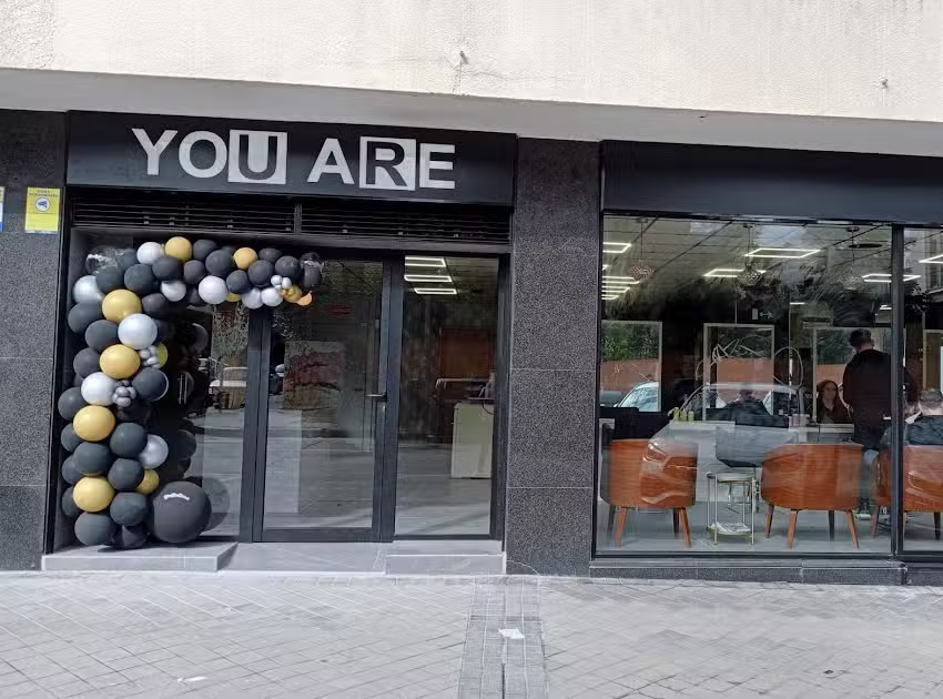 You are Drácena