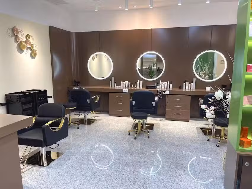 YOYO PELUQUERIA Y ESTETICA