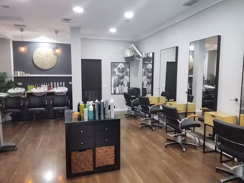 Zamaga Peluqueros