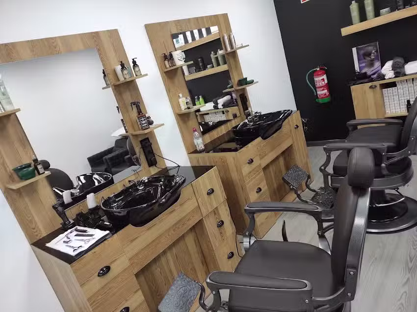 Zib&aacute; hair and beauty salon