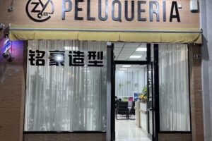 Zy Peluqueria